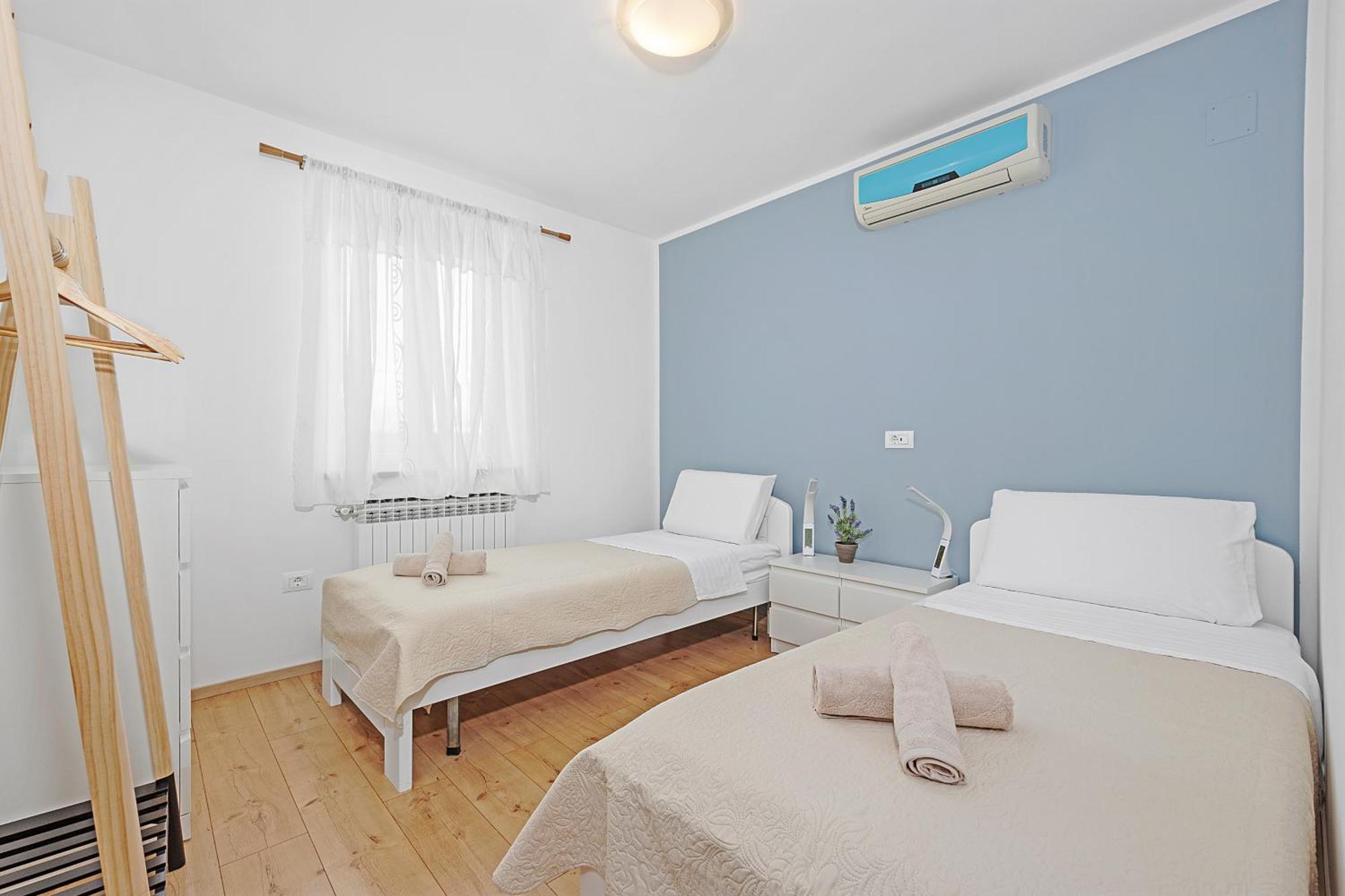Apartment Delton Fažana Eksteriør billede