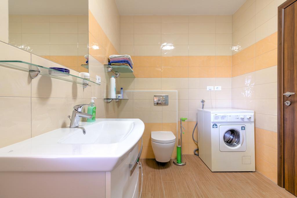 Apartment Delton Fažana Eksteriør billede